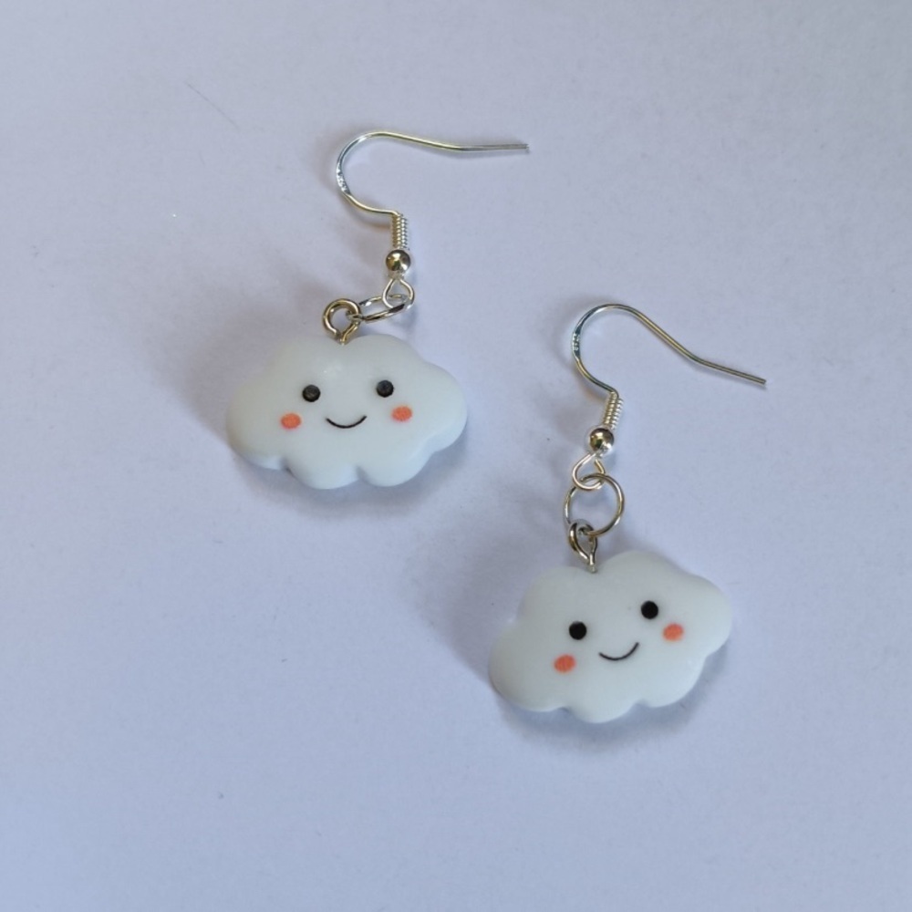 NWT - Cute Cloud Earrings - 1 x .5 inches - cute smiley face clouds - Picture 7 of 7